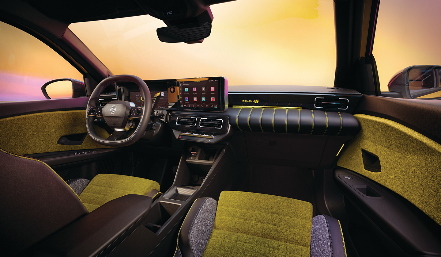 Interior shot of the Image of the Renault 5 