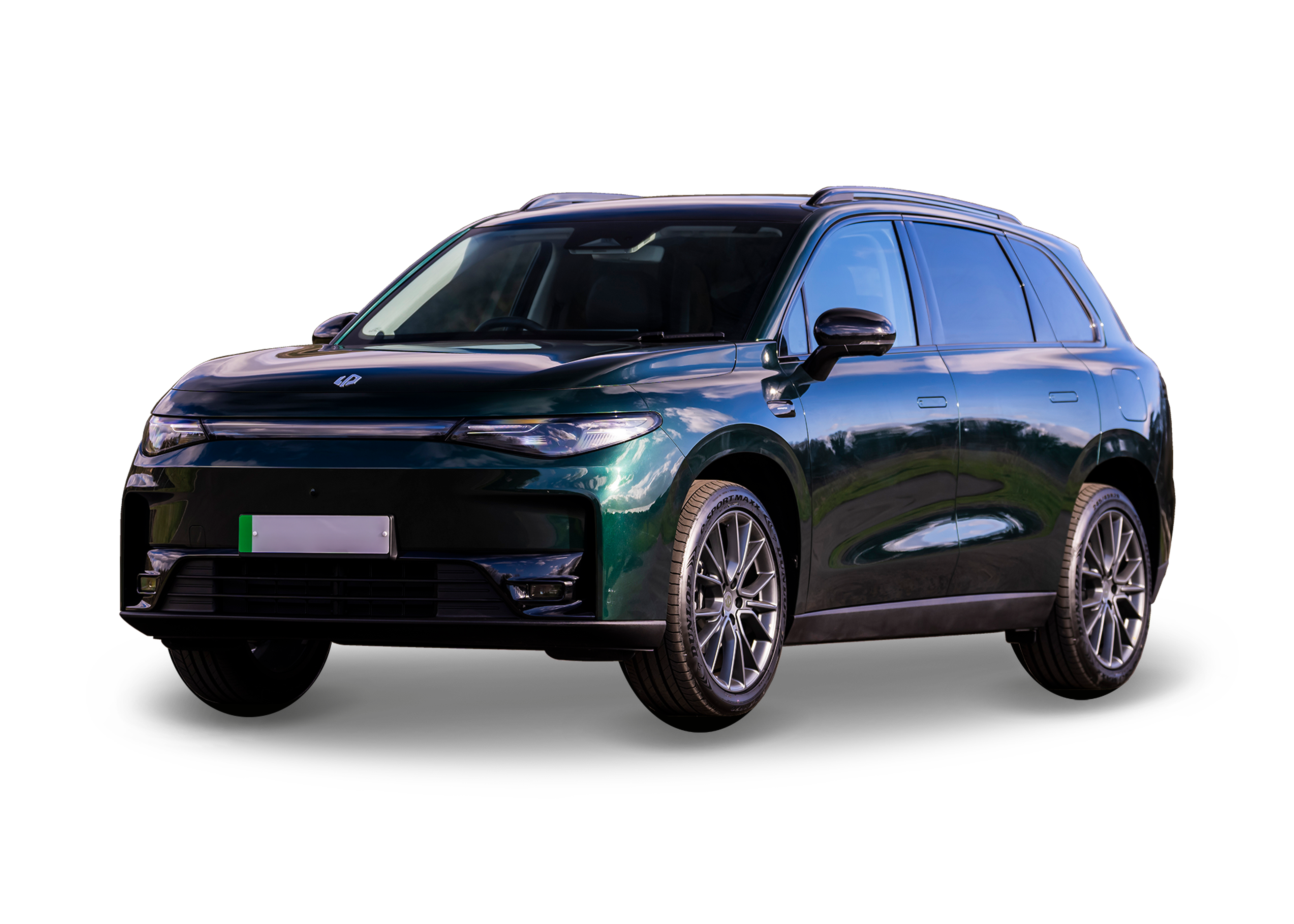 Front left view of Leapmotor C10