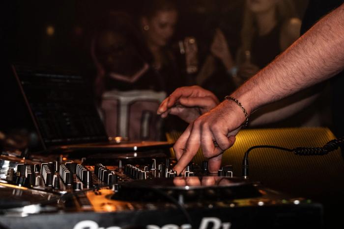 Reload Sound & Friends 001 - RELOAD SOUND, DONCH, PARISMATIQ, DJ EAZY, MERCE JADE