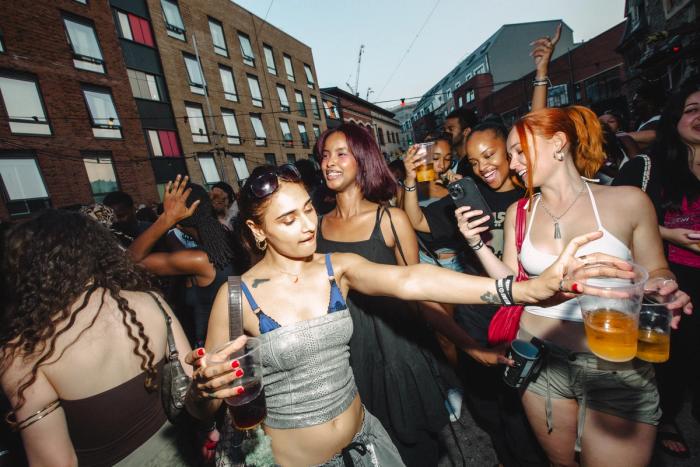 Foot Locker & Salomon Presents: Reload Sound & Friends 002... Izzy Bossy, Reload Sound, DJ Eazy, Khiah Lou, SIO