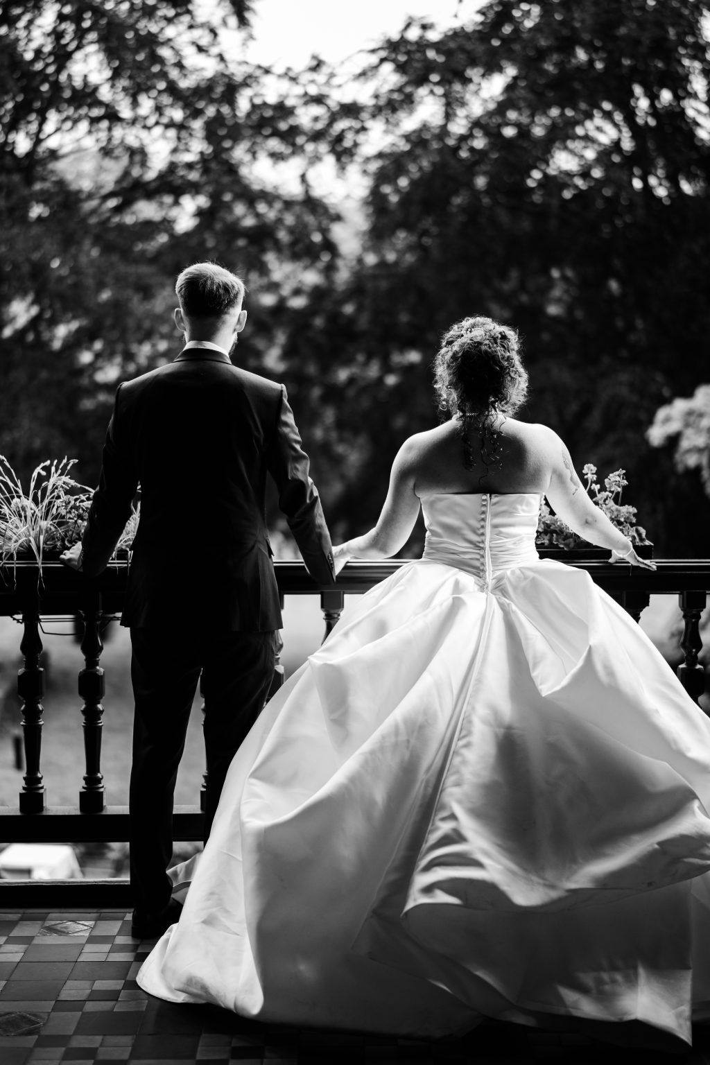 Kenza & Grégoire wedding at Manoir de Marcq