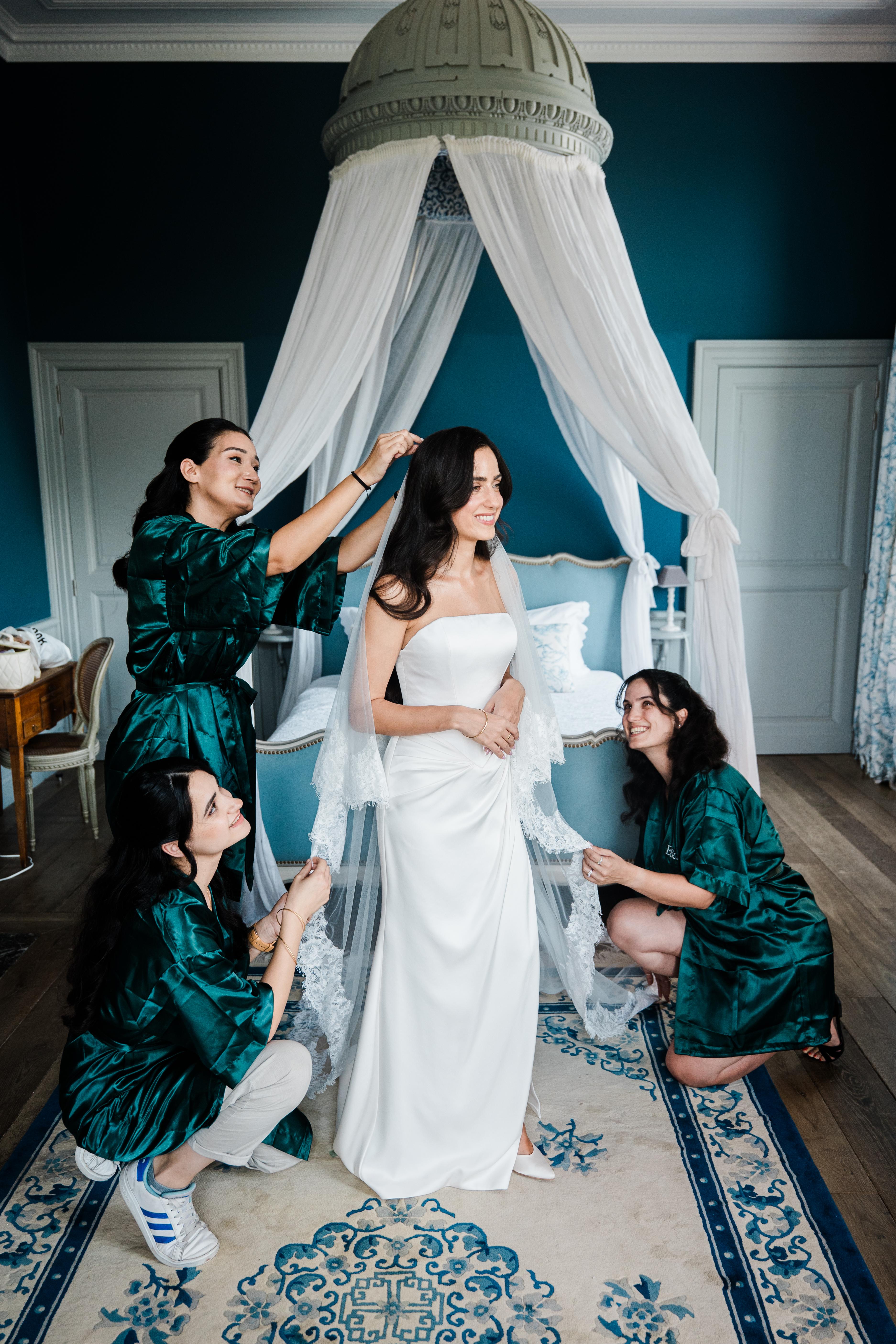 Eden & Zac wedding at Château Bayard — photograph 2 of 12