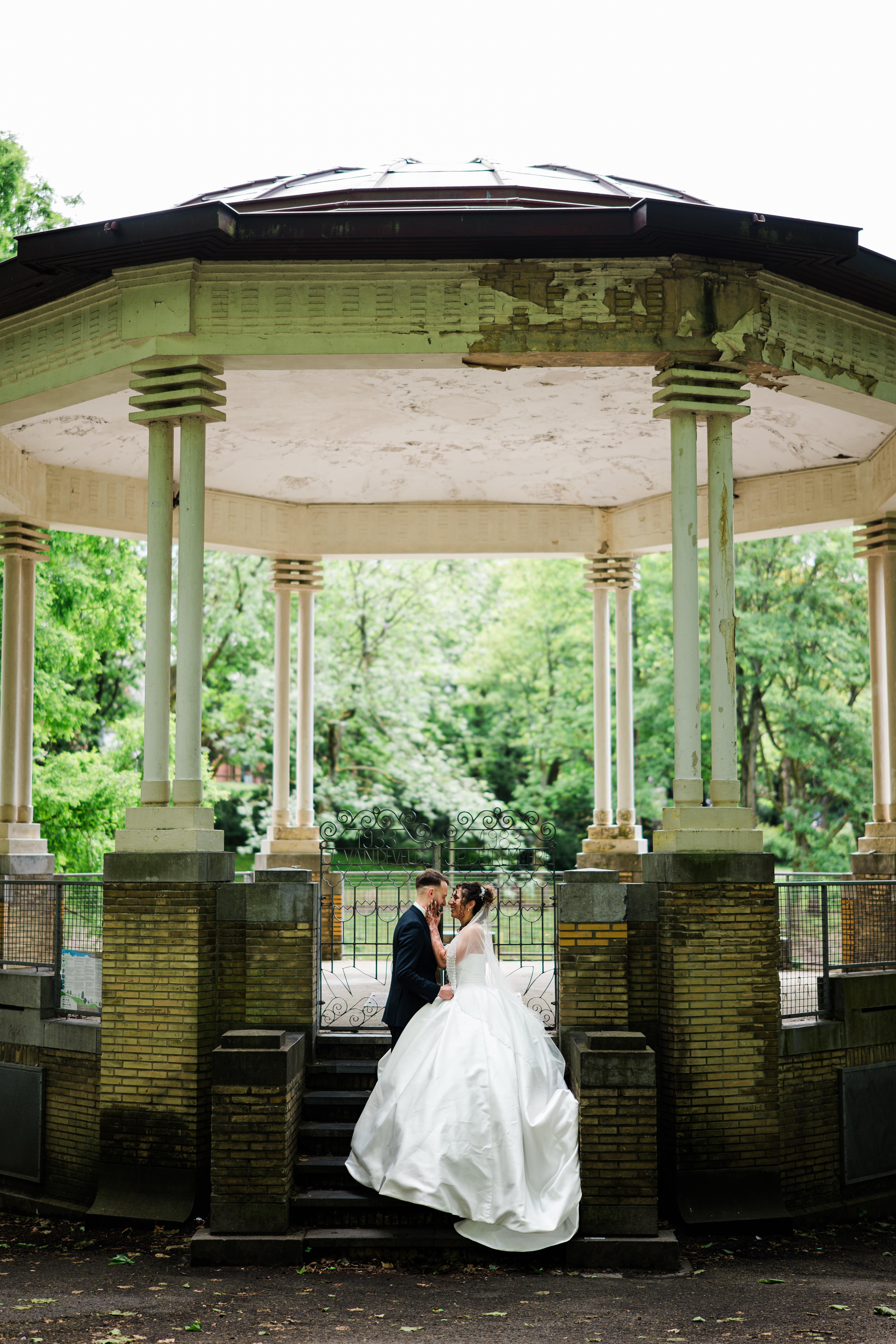 Kenza & Grégoire wedding at Manoir de Marcq — photograph 1 of 25