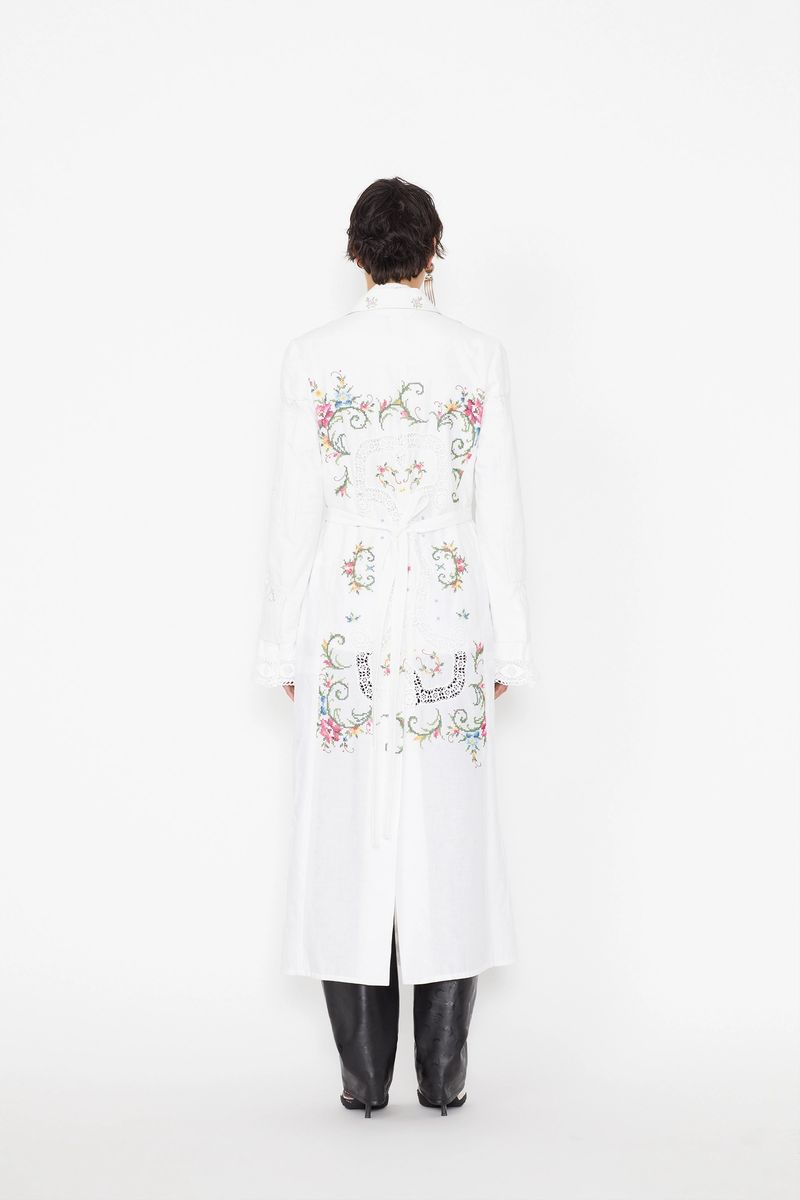 Embroidered Linens Belted Lab Coat