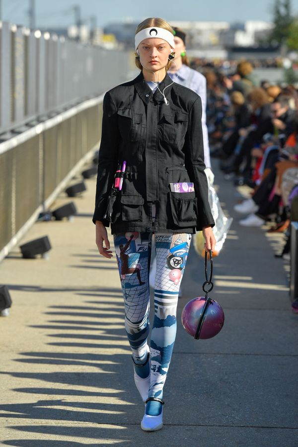 LOOK 35