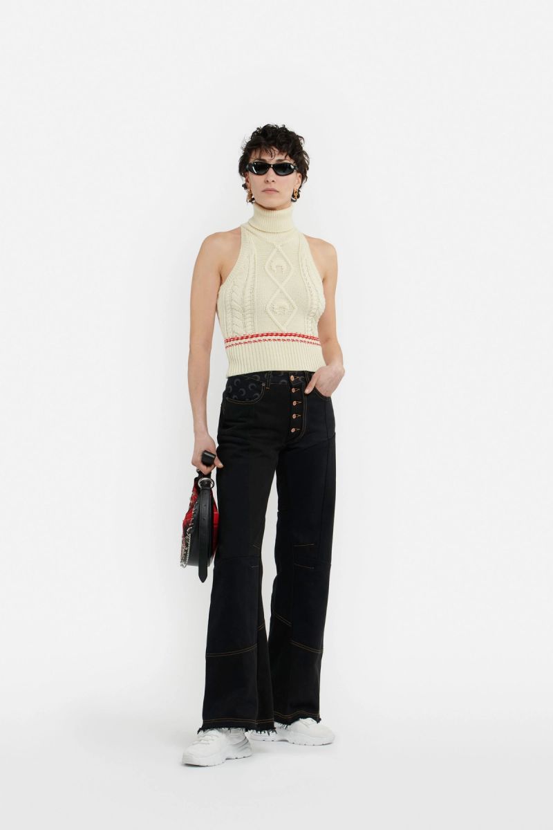 Cable Knit Sleeveless Turtleneck
