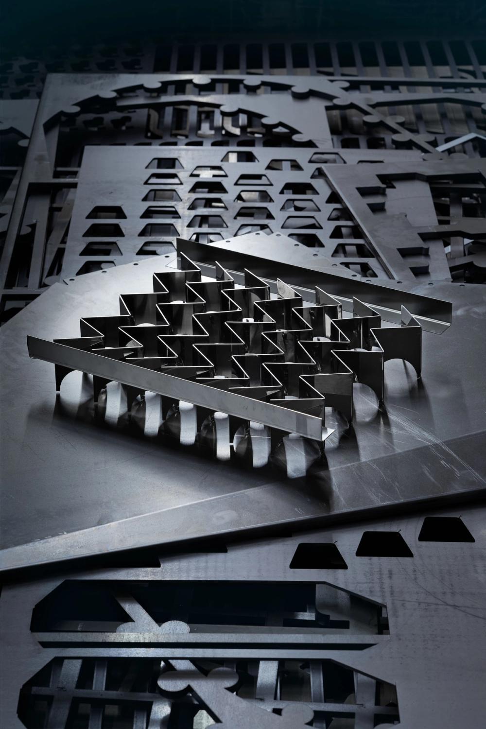 Missing alternative text