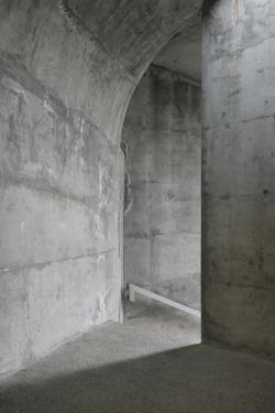 oliver_jung_le_saint_bernadette_nevers_architecture_brutalismus_paul_virilio_claude_parrent