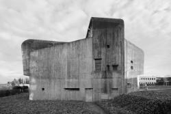 oliver_jung_le_saint_bernadette_nevers_architecture_brutalismus_paul_virilio_claude_parrent