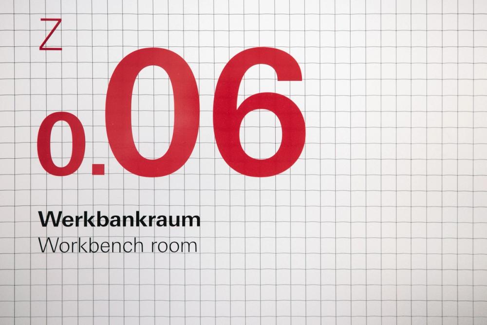 Missing alternative text