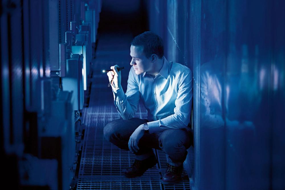 Missing alternative text