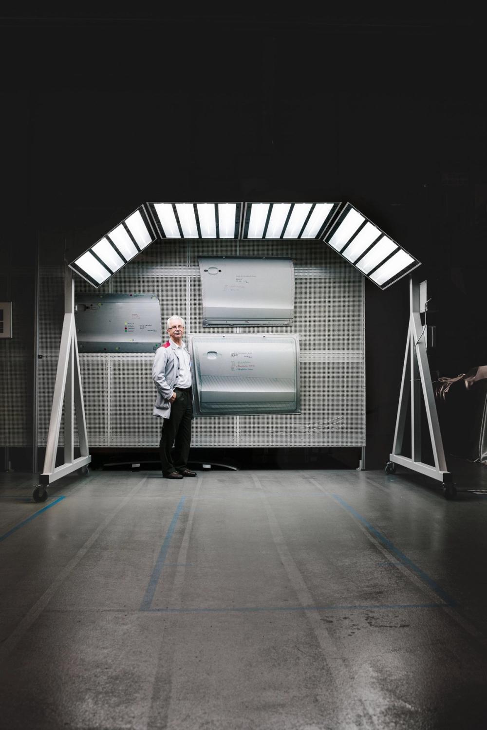 Missing alternative text