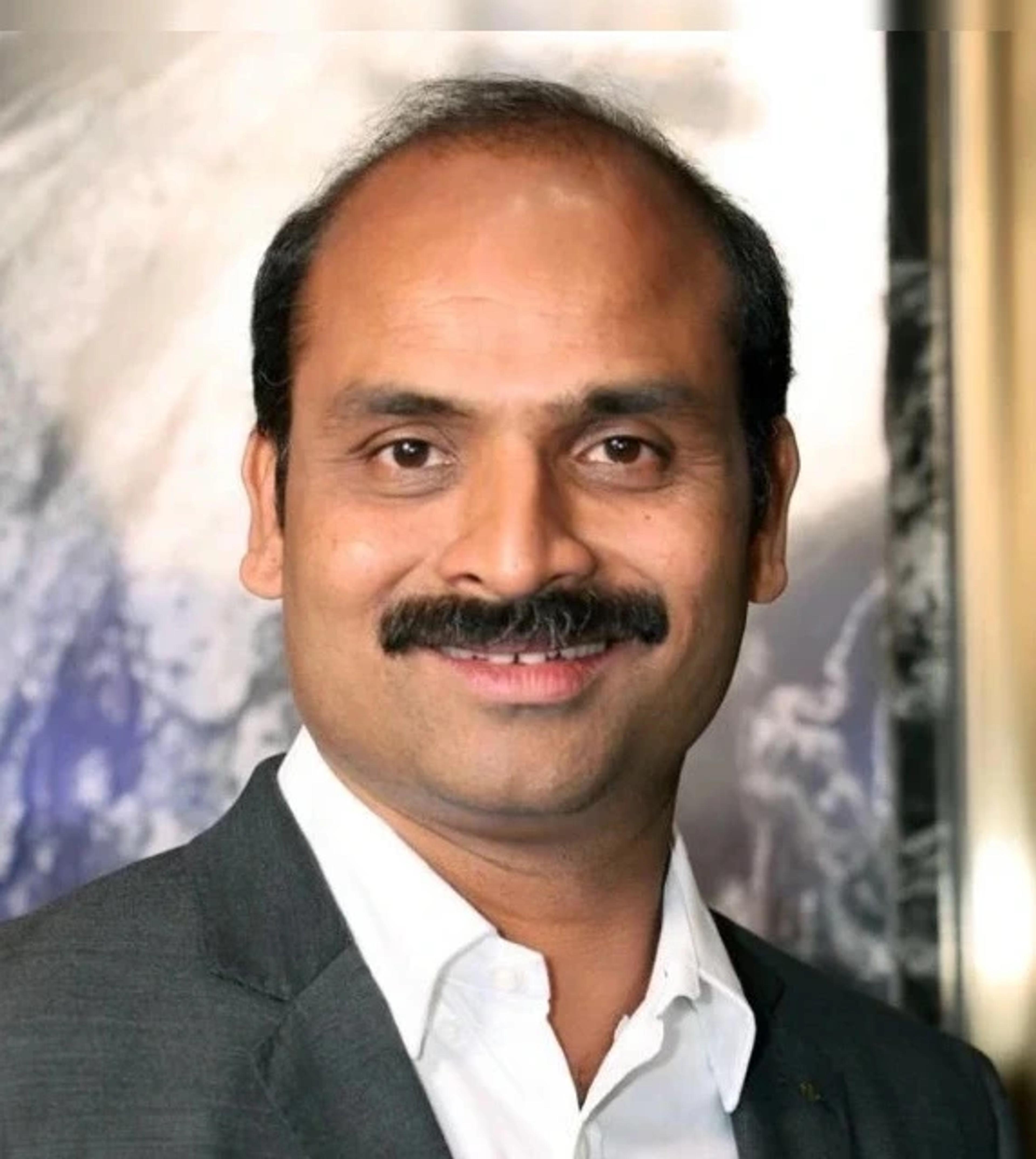 Portrait of Vairamany Vijayasarathi, Co-Founder & Chief Business Officer