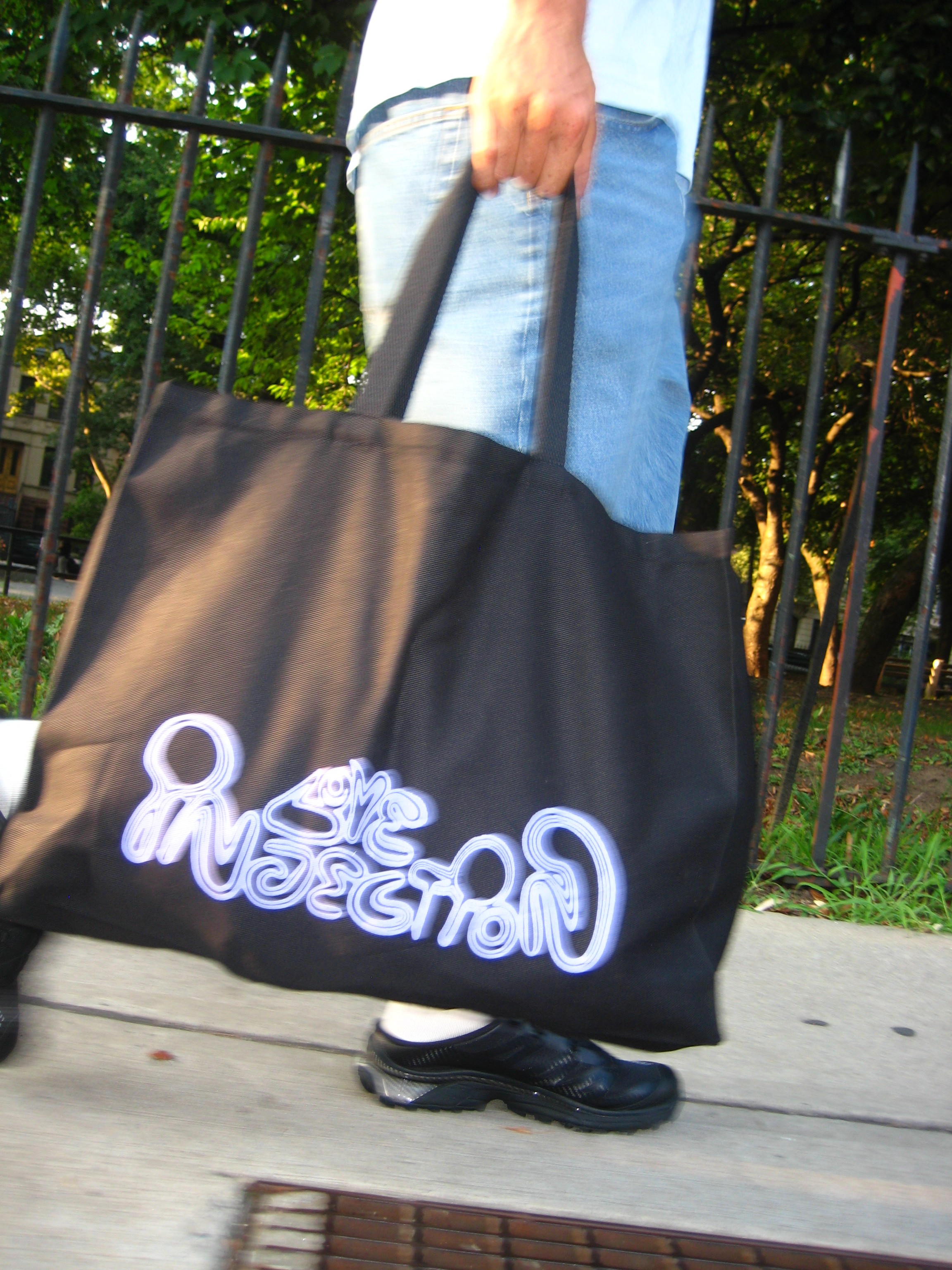 braulio amado tote bag for love injection