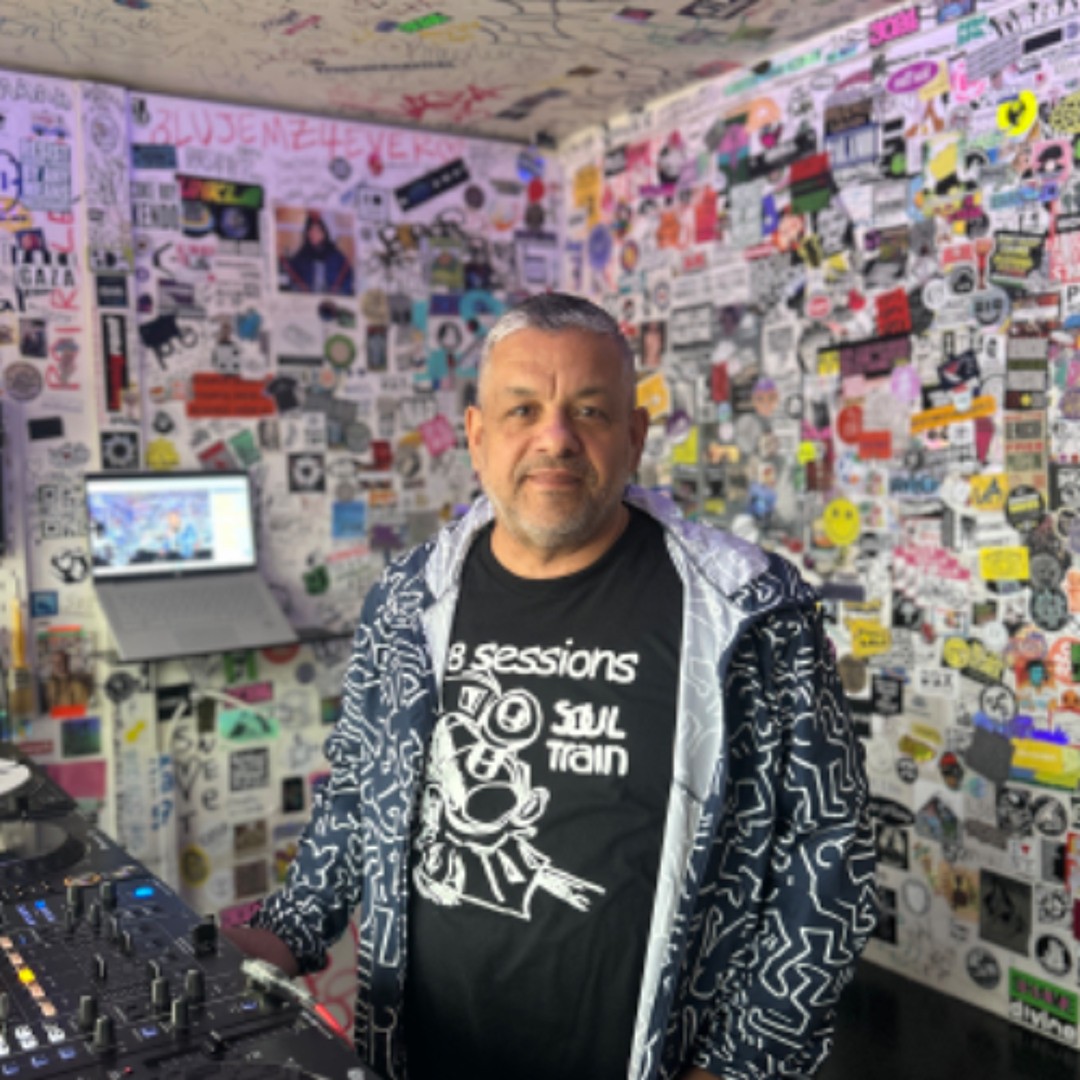 Love Injection with special guest Jon Jon - The Lot Radio - March 15 2025