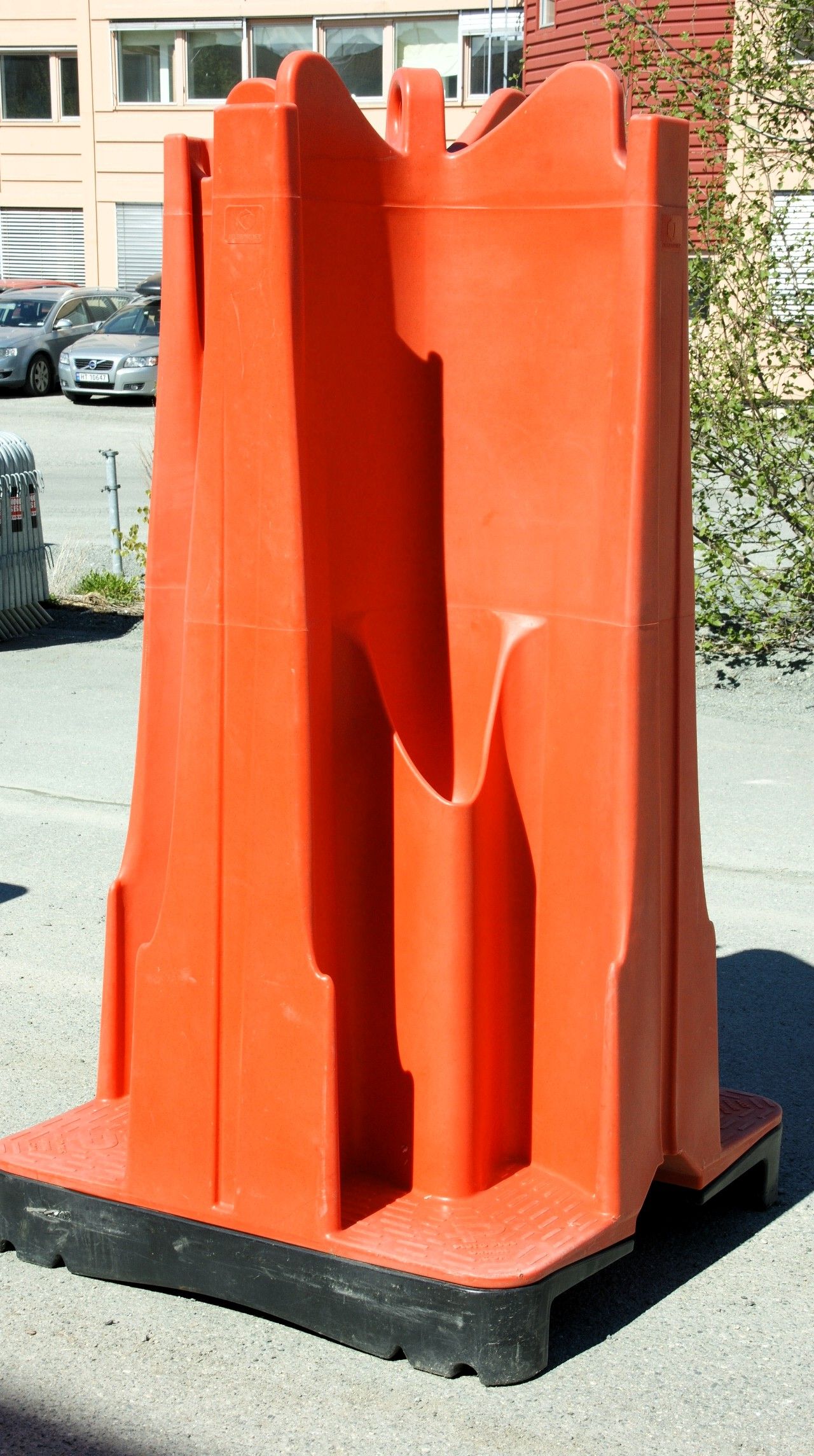 Urinal