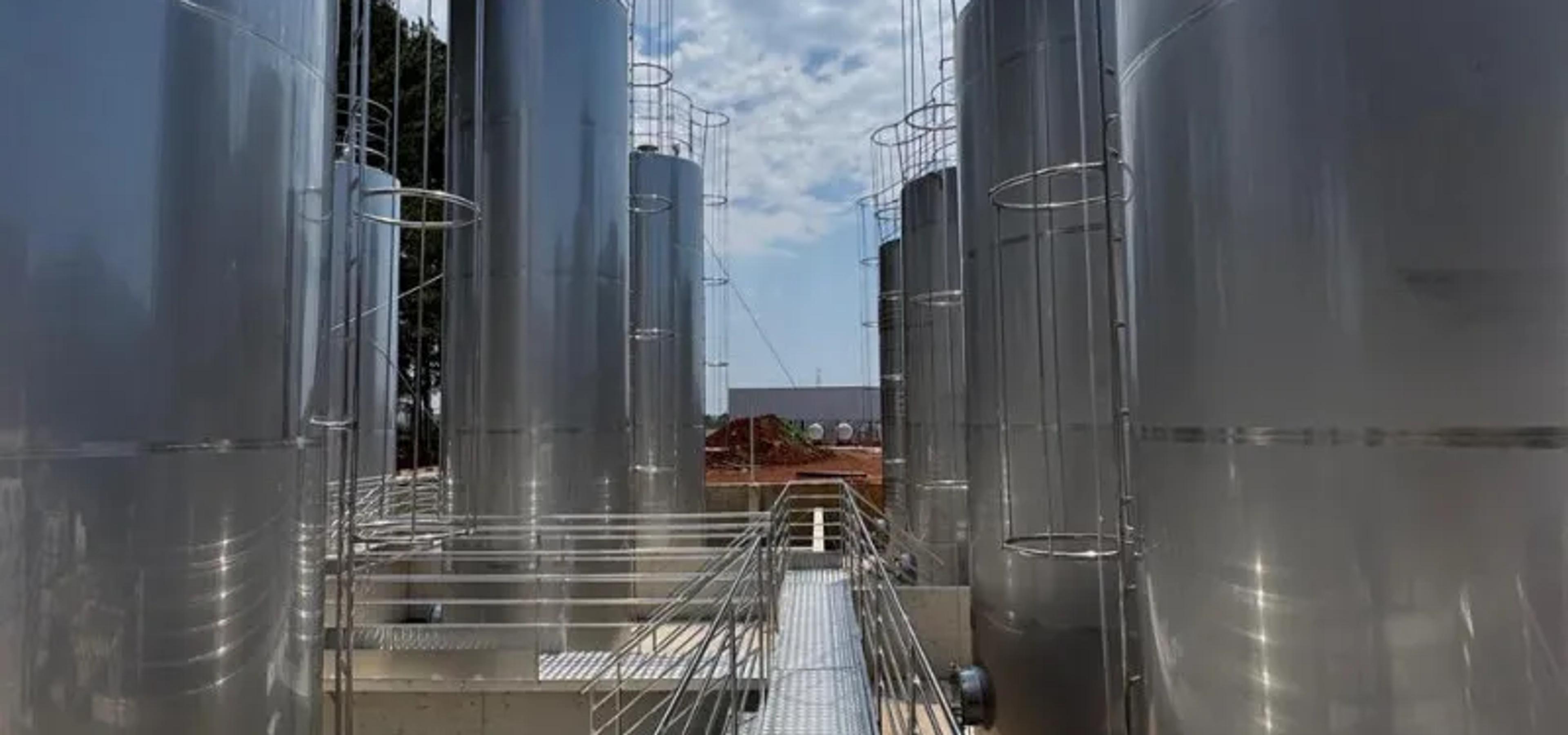 Plataformas, Passarelas e Escadas em Inox