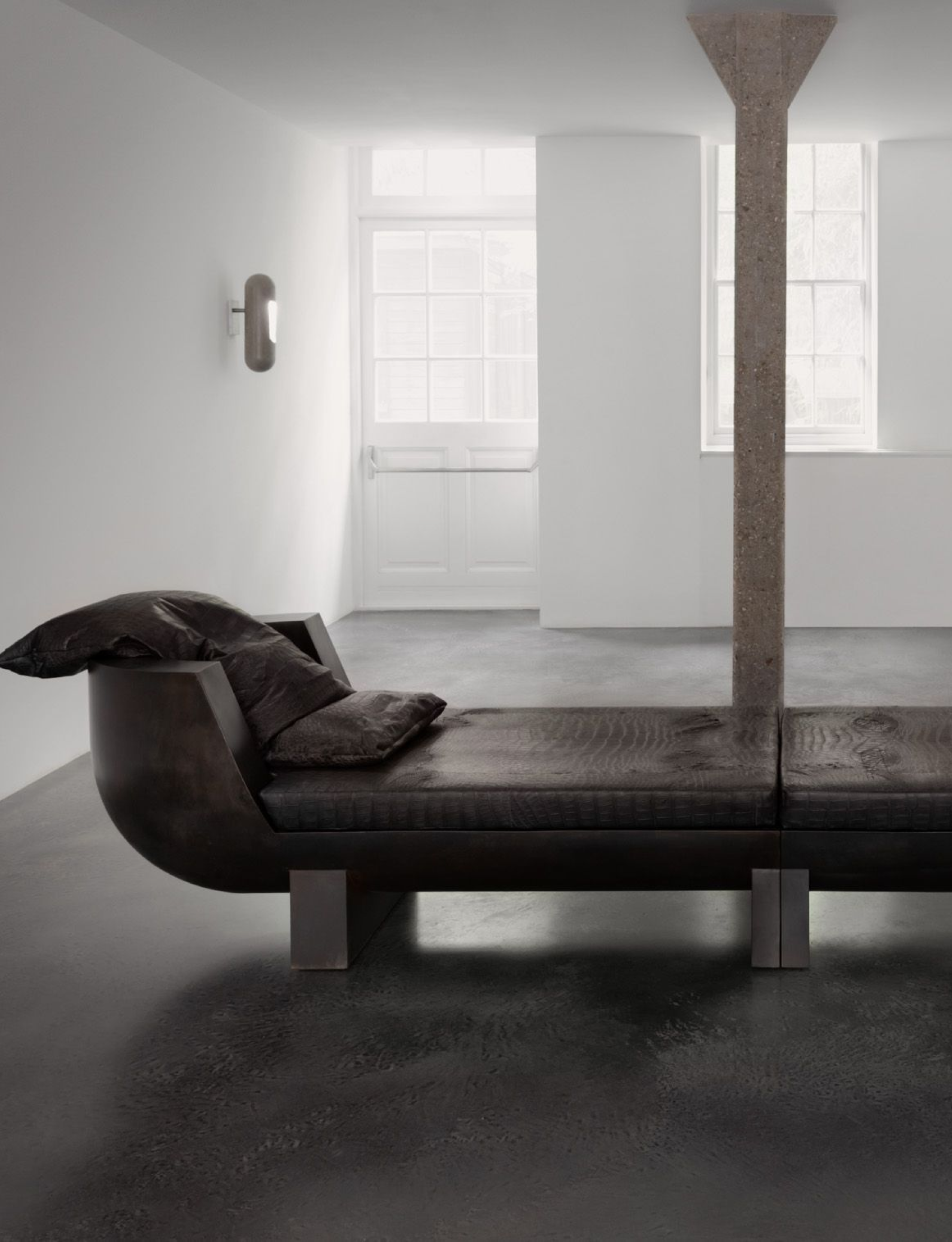 アート・デザイン・音楽 RICK OWENS FURNITURE Rust Never Sleeps | Rick Owens Furniture
