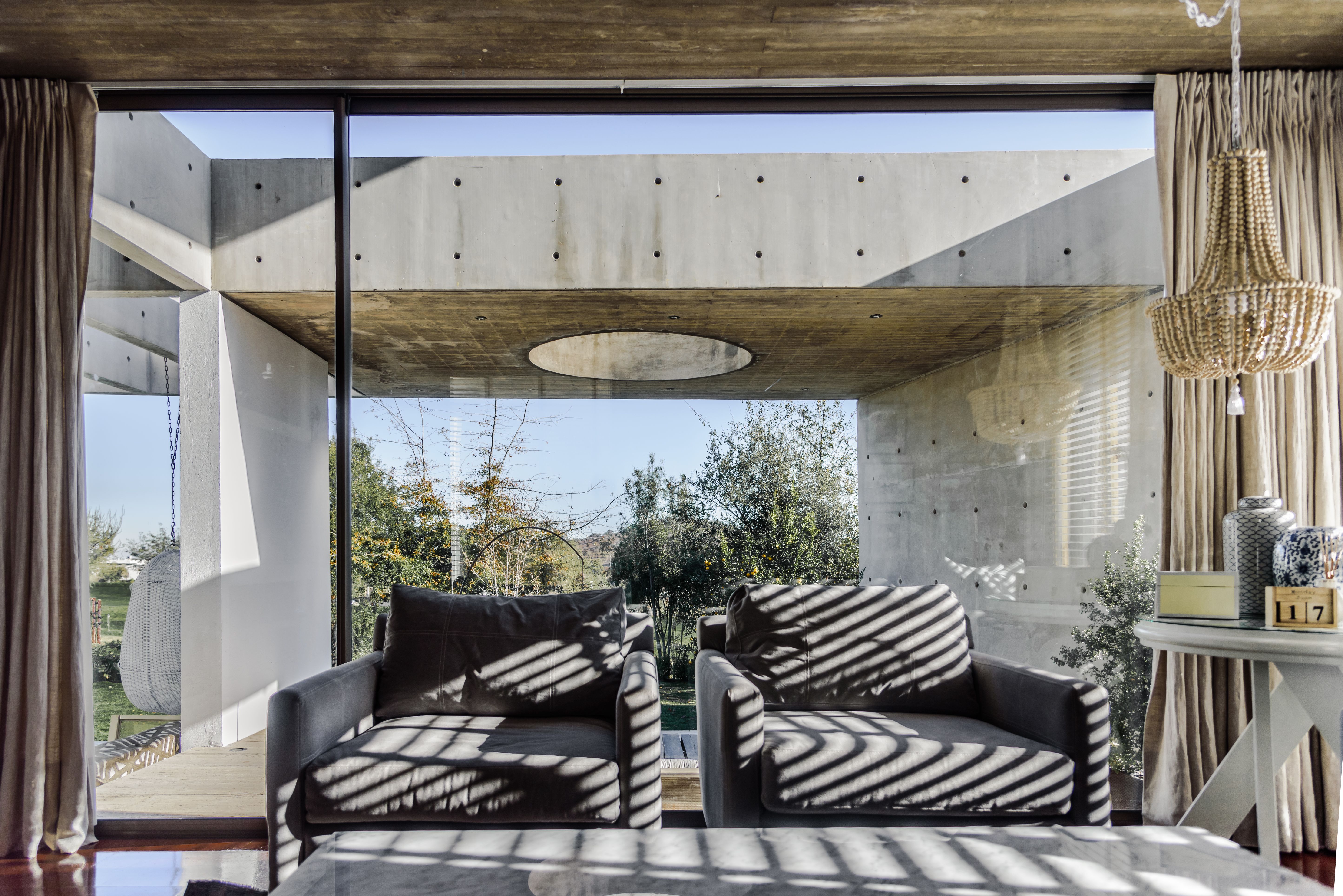 Casa AR Valle Escondido | Residential architecture · Román y Basualto Arquitectos — image 2