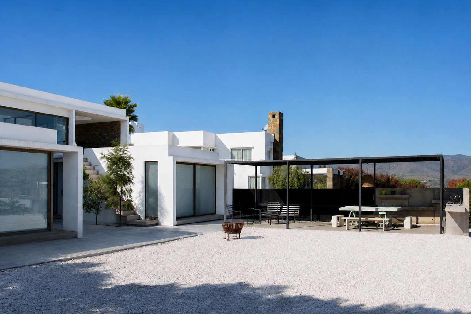 Casa J - 4 | Residential architecture · Román y Basualto Arquitectos — image 2