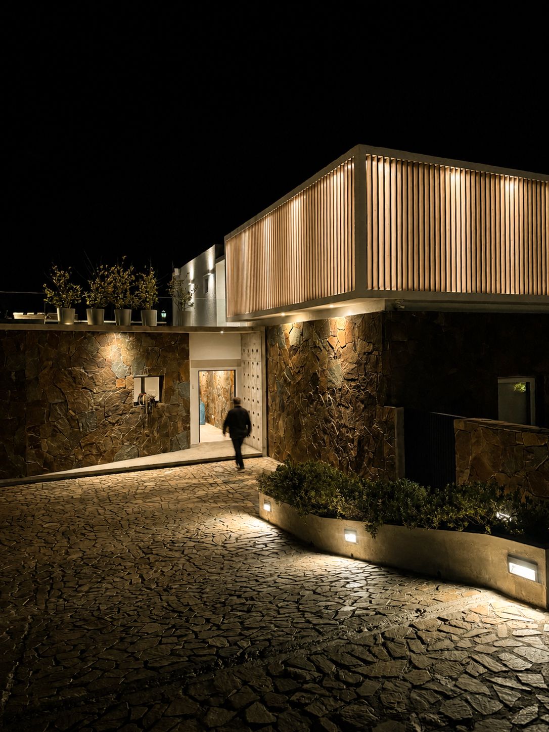Casa K - 10 | Residential architecture · Román y Basualto Arquitectos — image 12