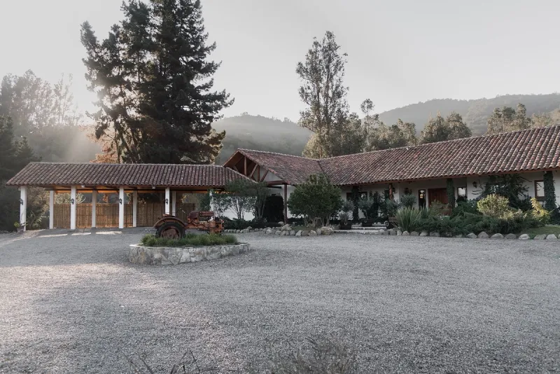 Casa SJ, Limache — Román y Basualto Arquitectos