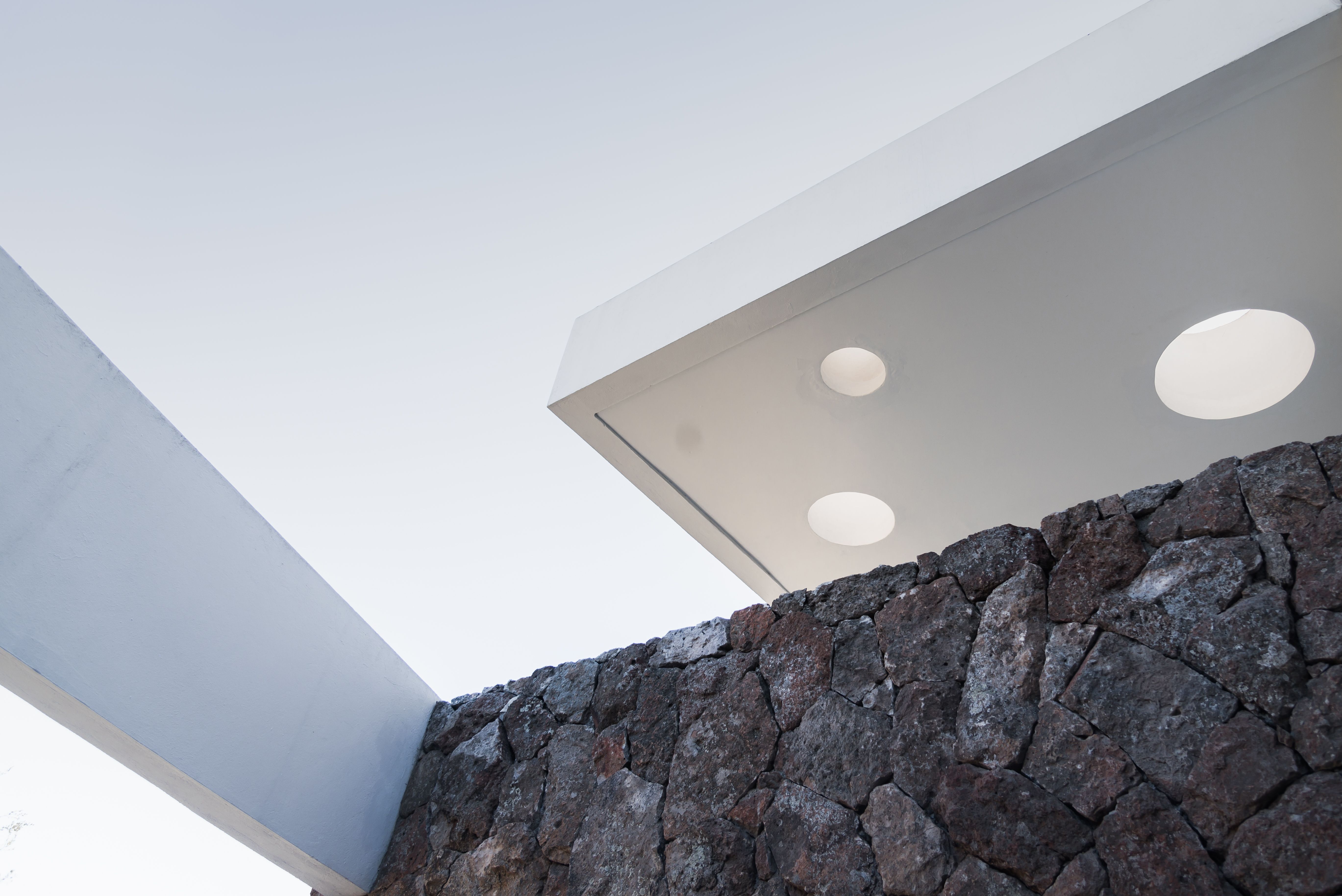 Casa AR Valle Escondido | Residential architecture · Román y Basualto Arquitectos — image 11
