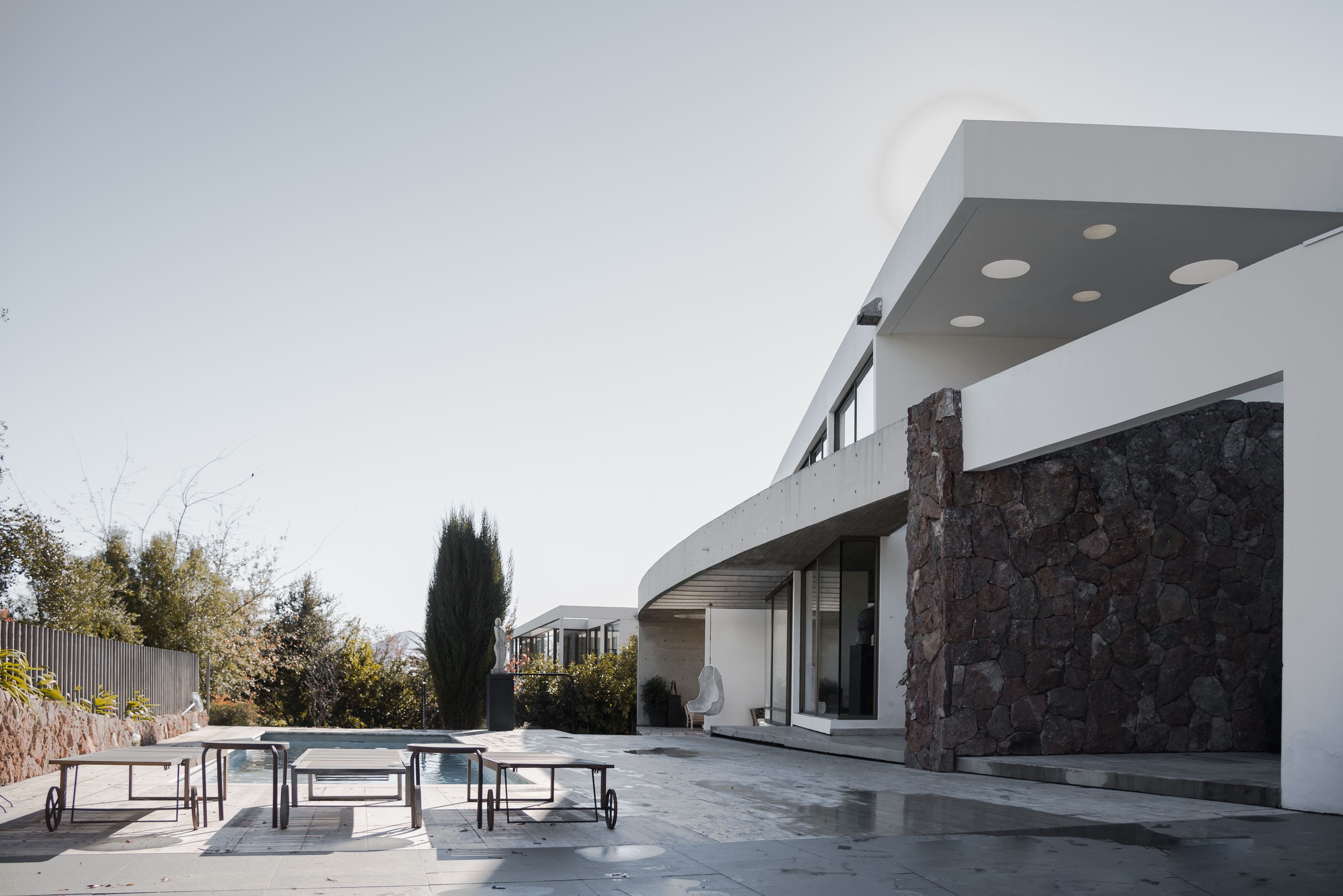 Casa AR Valle Escondido | Residential architecture · Román y Basualto Arquitectos — image 5