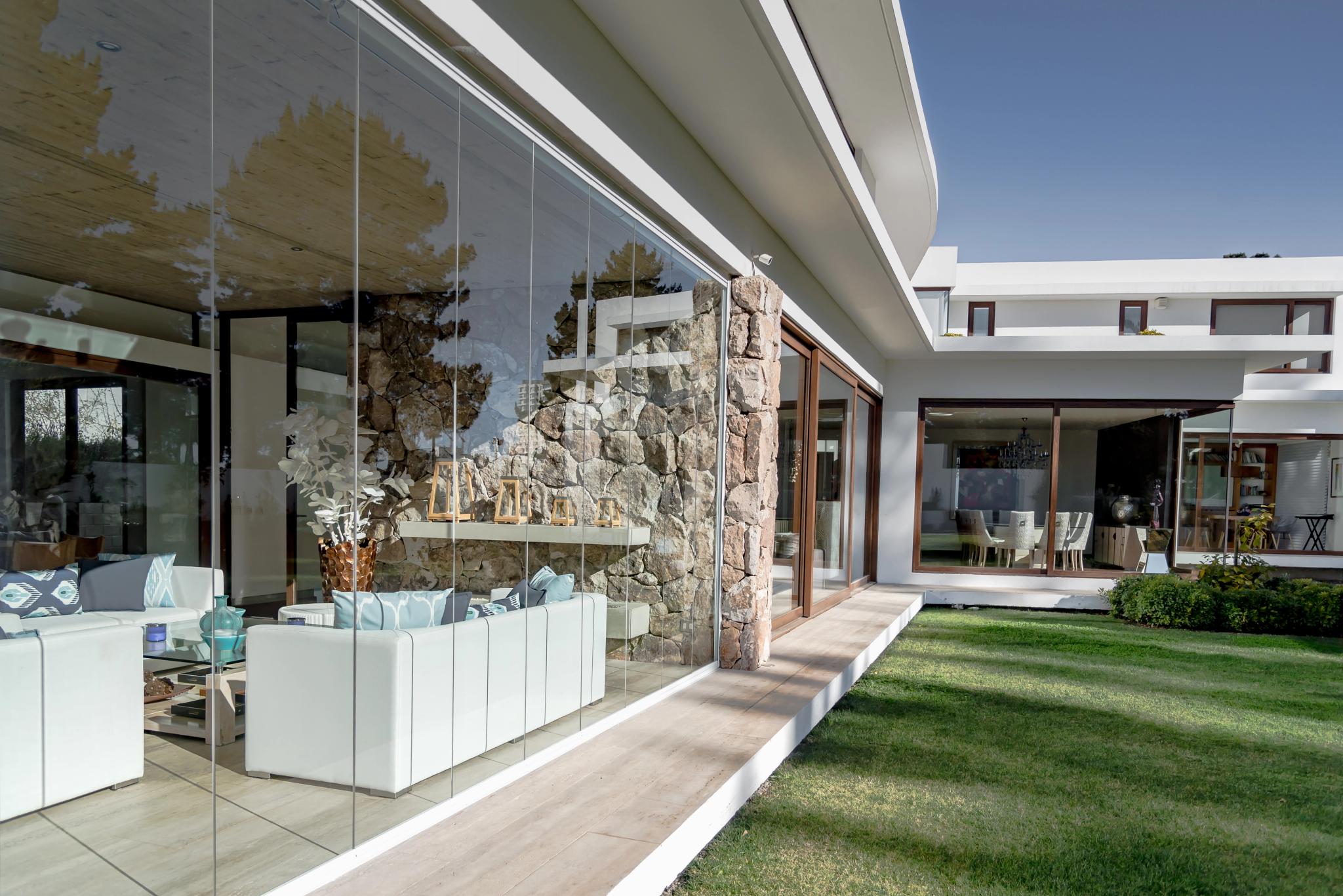 Casa SJ Concón | Residential architecture · Román y Basualto Arquitectos — image 12
