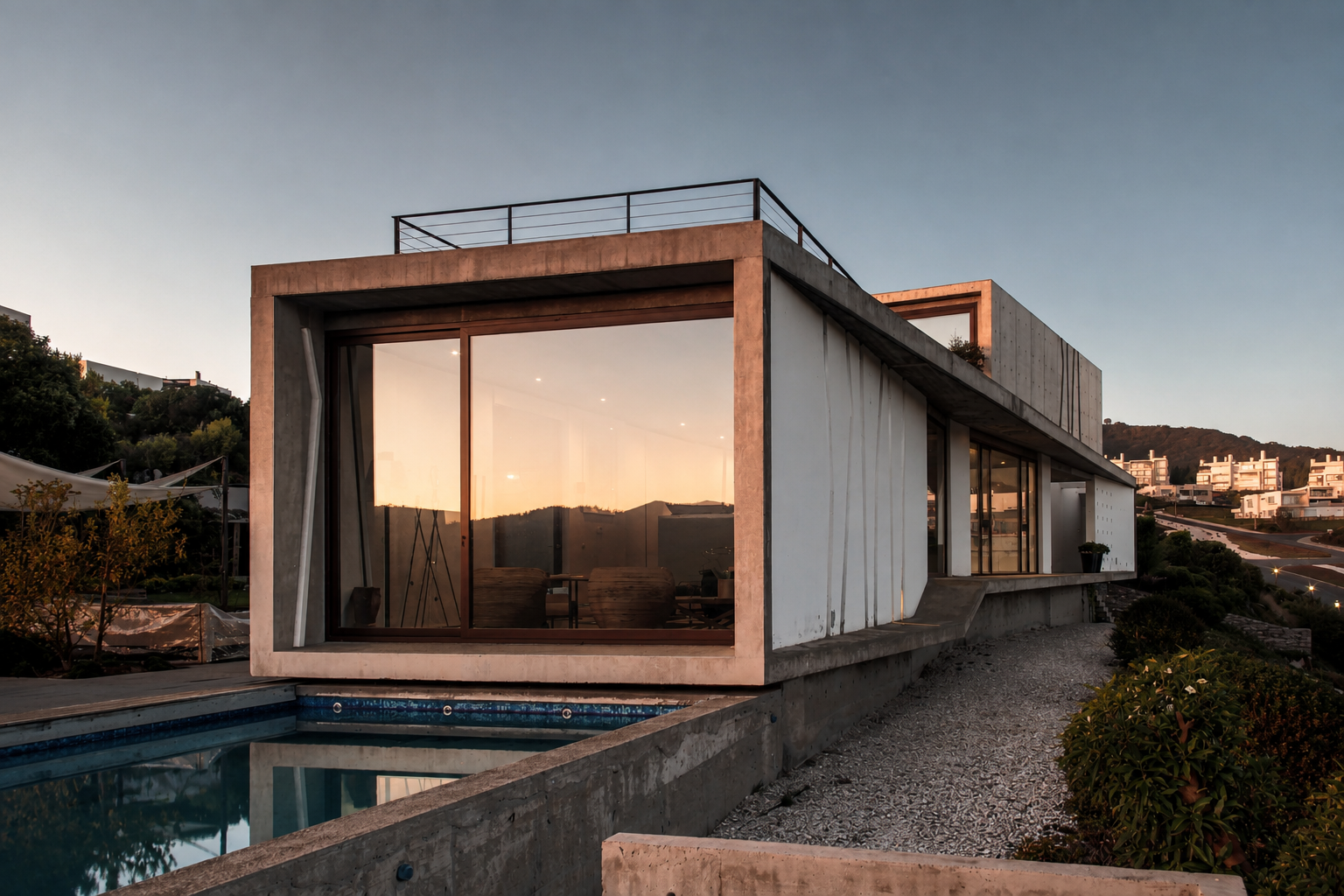 Casa J - 1 | Residential architecture · Román y Basualto Arquitectos — image 11
