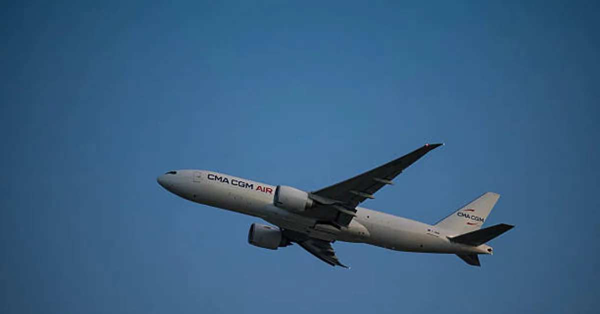 Trump Proposes Barring Chinese Airlines From Using Russian Airspace on U.S. Routes