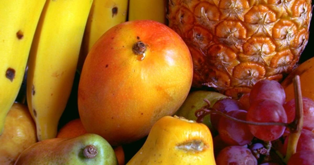 6 ‘Bad’ Fruits That Help With Weight Loss, According to Dietitians