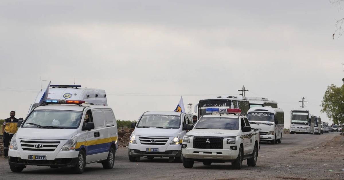 Syrian Government Evacuates Bedouin Families from Sweida to Halt Deadly Clashes