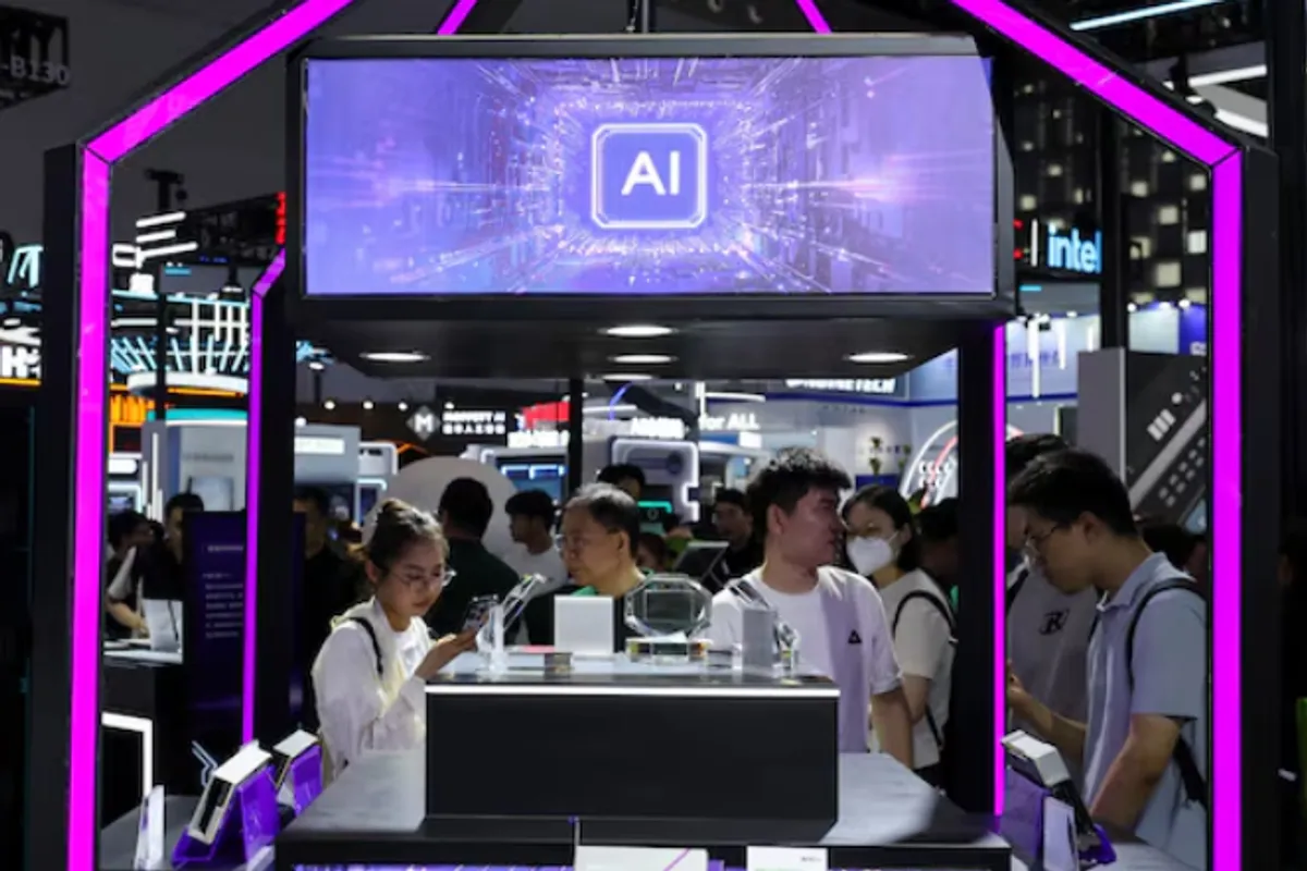 Chinese AI Chipmaker MetaX Shares Surge Nearly 700% in Explosive Market Debut