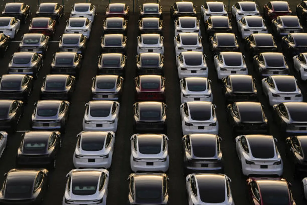 Tesla’s Edge Over Rivals in 2025: Innovation and Autonomy