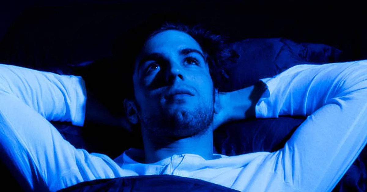 Blue Light Exposure and Sleep: Wellness Hacks for Better Rest
