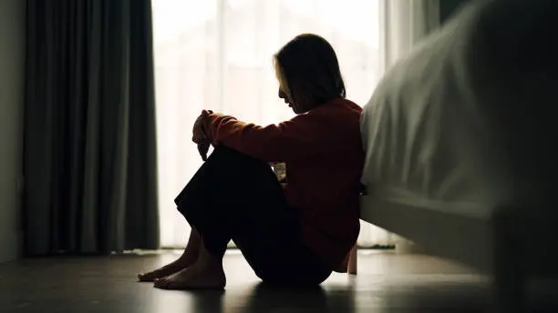 Depression Symptoms and How to Cope Effectively