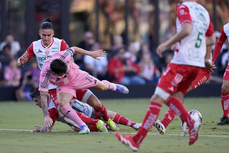 Messi Sidelined by Minor Muscle Injury, Inter Miami Awaits Return Timeline