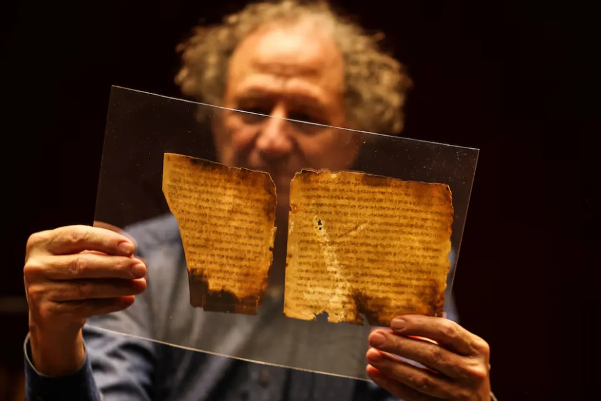 AI Unlocks 400,000+ Medieval Jewish Manuscripts, Revealing Hidden History