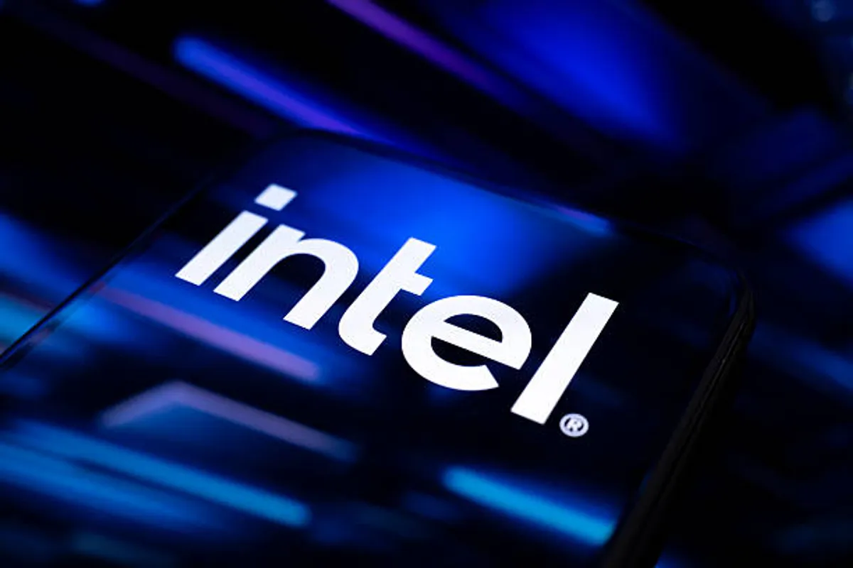 Intel Reportedly Seeks Investment From Apple