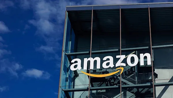 Amazon Eyes $9 Billion Globalstar Deal to Challenge Starlink Dominance