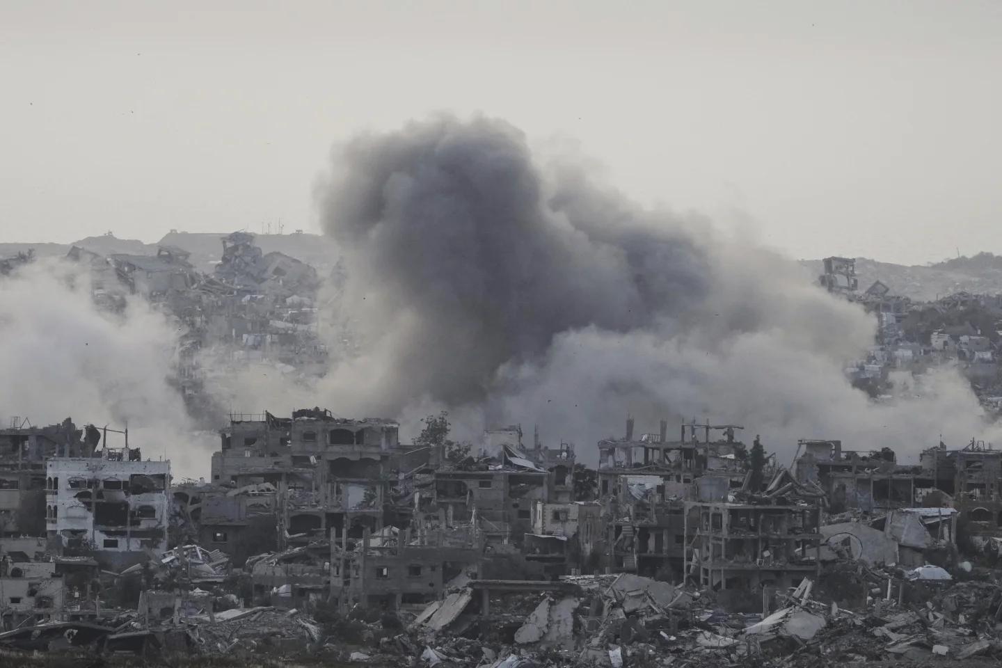 Israel Intensifies Gaza Offensive as Trump Departs Region Without Ceasefire Deal