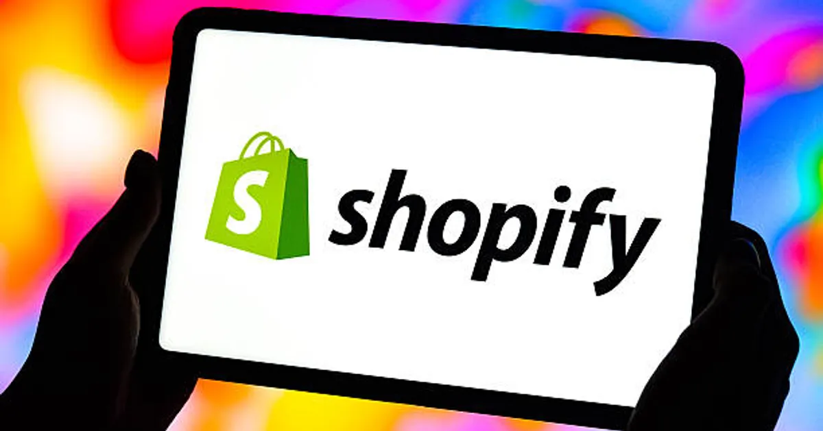 Shopify Outage Hits Thousands of Users on Cyber Monday