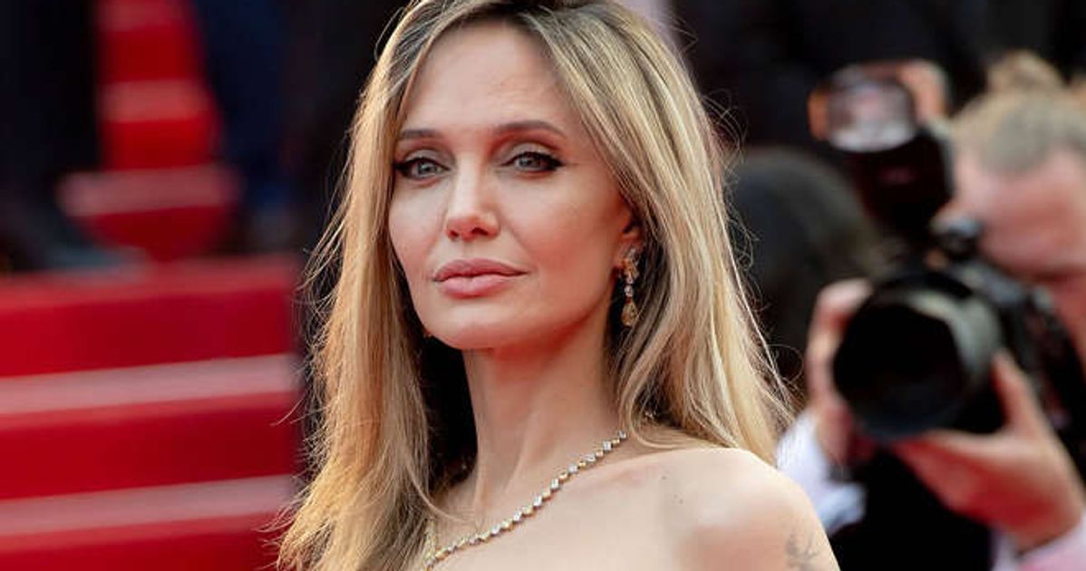 Angelina Jolie to Leave Hollywood, Plans to Sell Historic LA Home