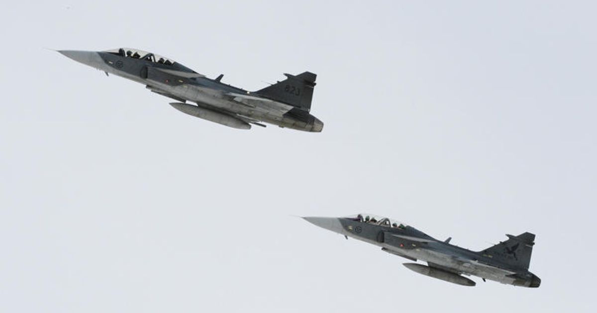 NATO scrambles fighter jets amid 'massive' Russian attacks