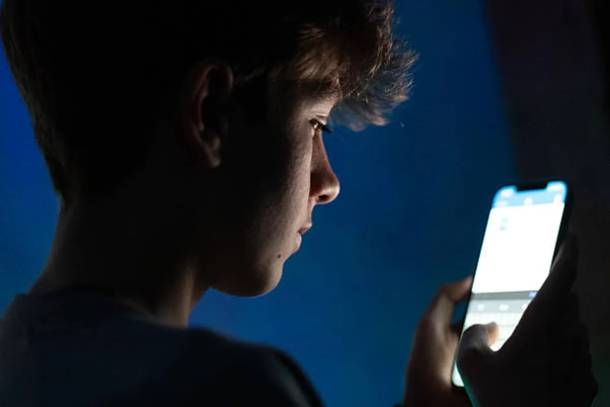 New York Orders Mental Health Warning Labels on Social Media Platforms