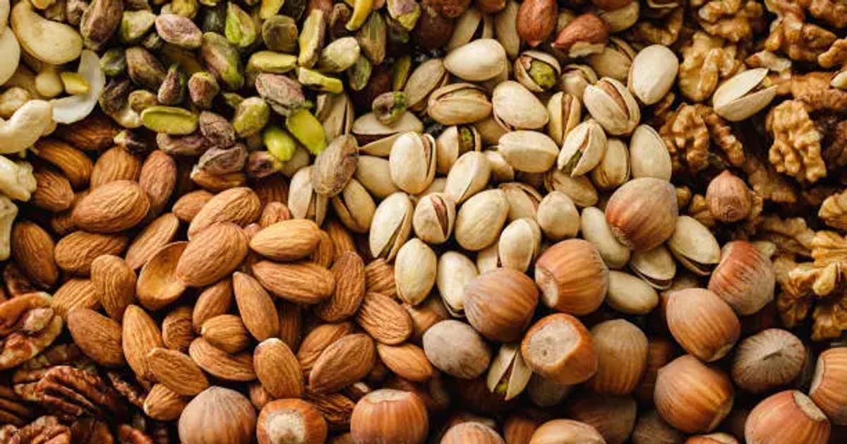 Dietitians Name 6 "Bad" Snacks That May Help Manage Insulin Resistance