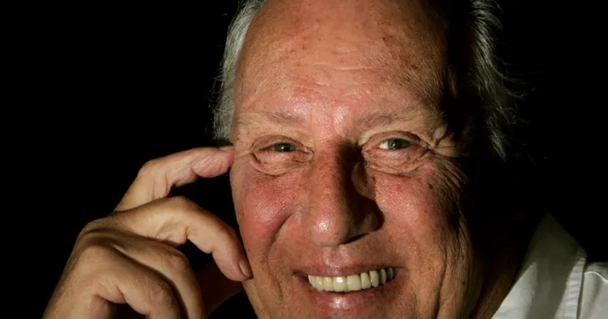 Frederick Forsyth, Author of 'The Day of the Jackal' and Former MI6 Spy, Dies at 86