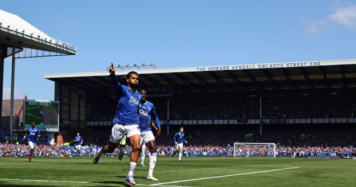 Everton Bids Emotional Farewell to Goodison Park with 2-0 Victory Over Southampton