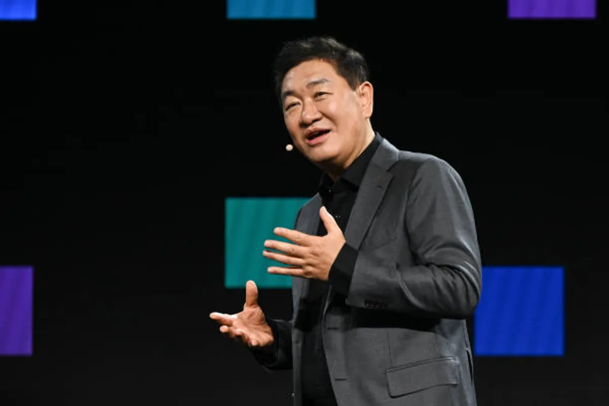 Samsung Names Mobile Chief as Co‑CEO in Return to Traditional Structure